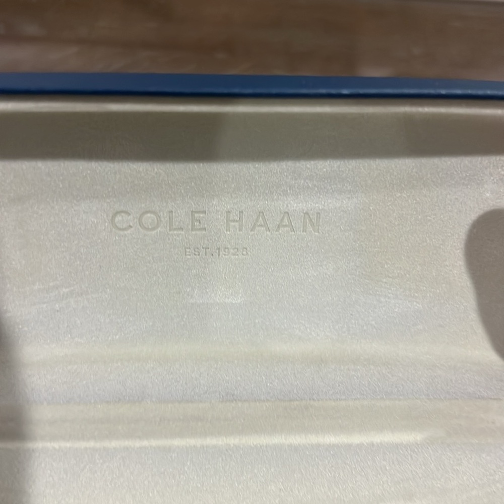 Cole Haan CH7025
Sunglasses used in good condition with case - Picture 11 of 15